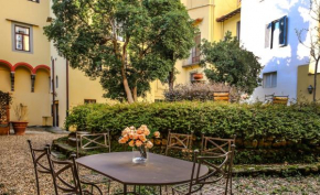 Dragomanni Apartment with Garden, Florence